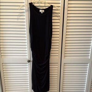 Elegant Black Sleeveless Dress